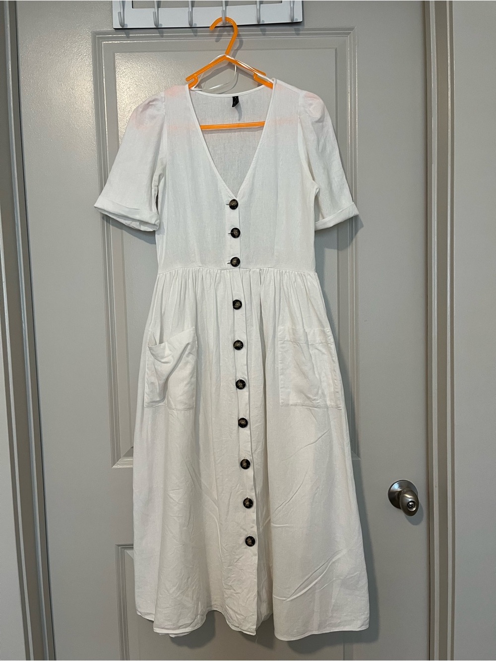 Zara White Button-Front Midi Dress with Puff Sleeves